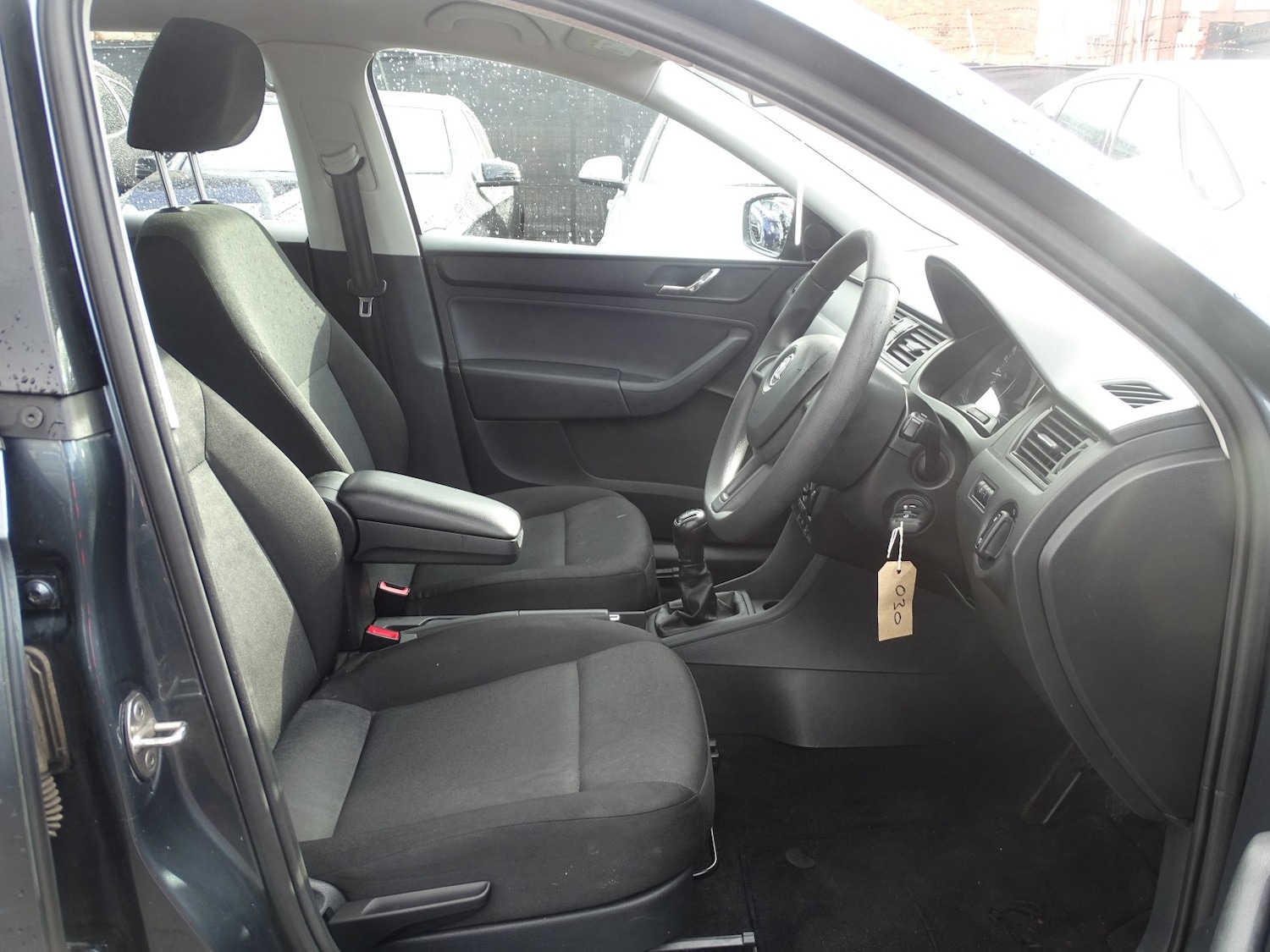 Used Skoda Rapid 2017 for sale - 76324803: Photo 19