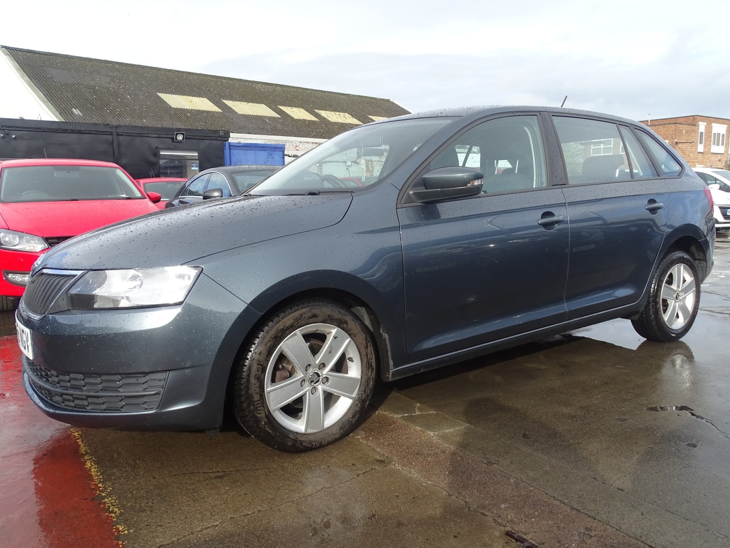 Used Skoda Rapid 2017 for sale - 76324803: Photo 9