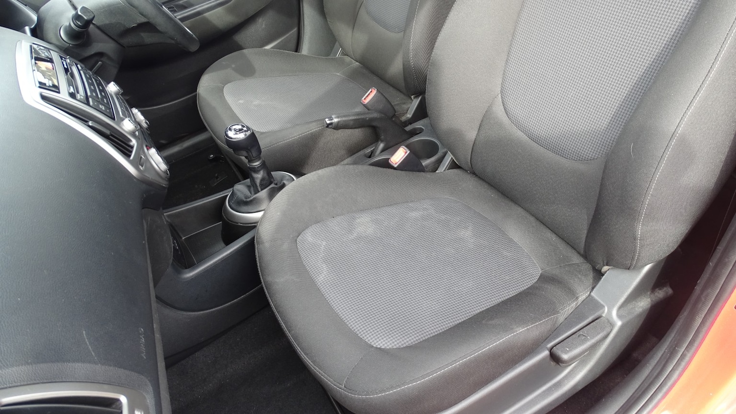 Used Hyundai i20 2014 for sale - 78182918: Photo 30