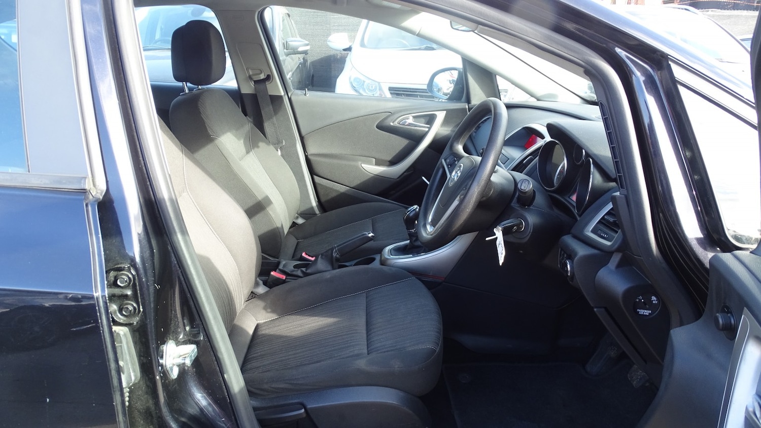 Used Vauxhall Astra 2010 for sale - 78004374: Photo 19