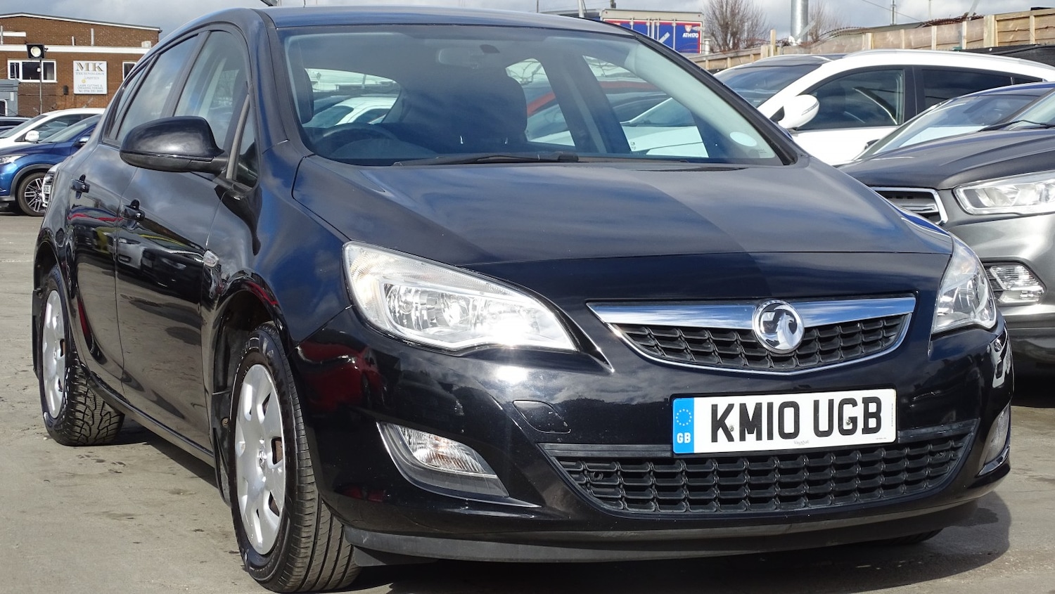 Used Vauxhall Astra 2010 for sale - 78004374: Photo 2
