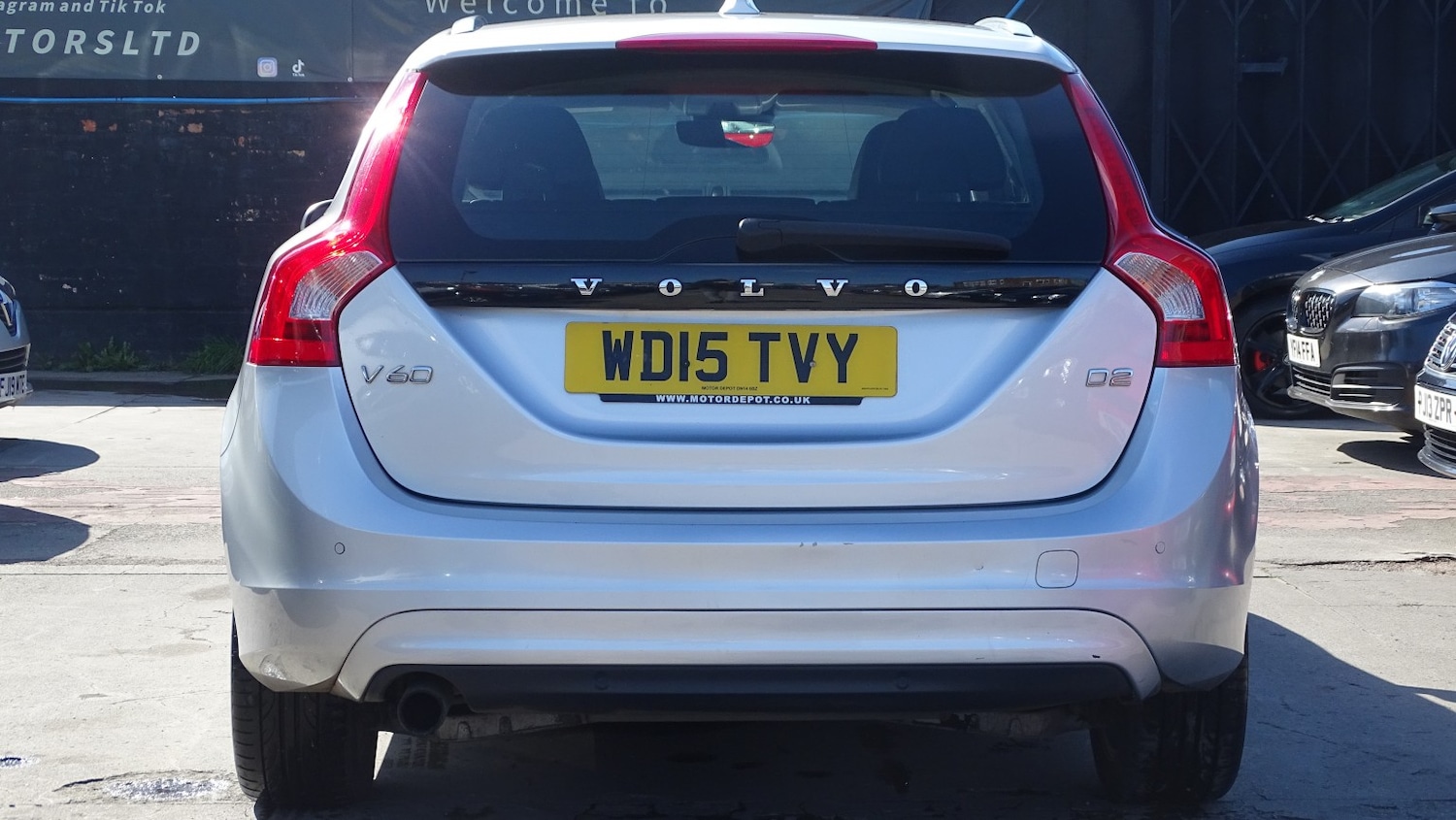 Used Volvo V60 2015 for sale - 78031758: Photo 10