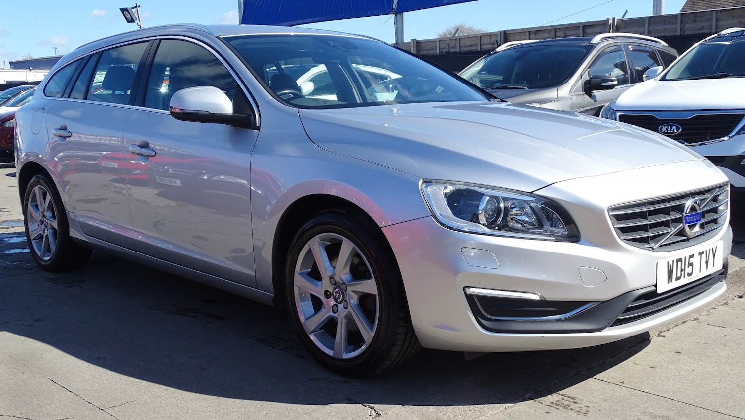 Used Volvo V60 2015 for sale - 78031758: Photo 5