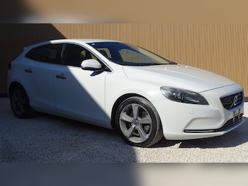 Used Volvo V40 2013 for sale - 78840875: Photo