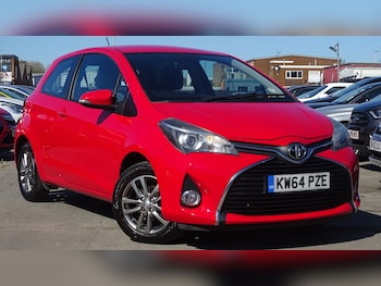 Used Toyota Yaris 2015 for sale - 78359963: Photo