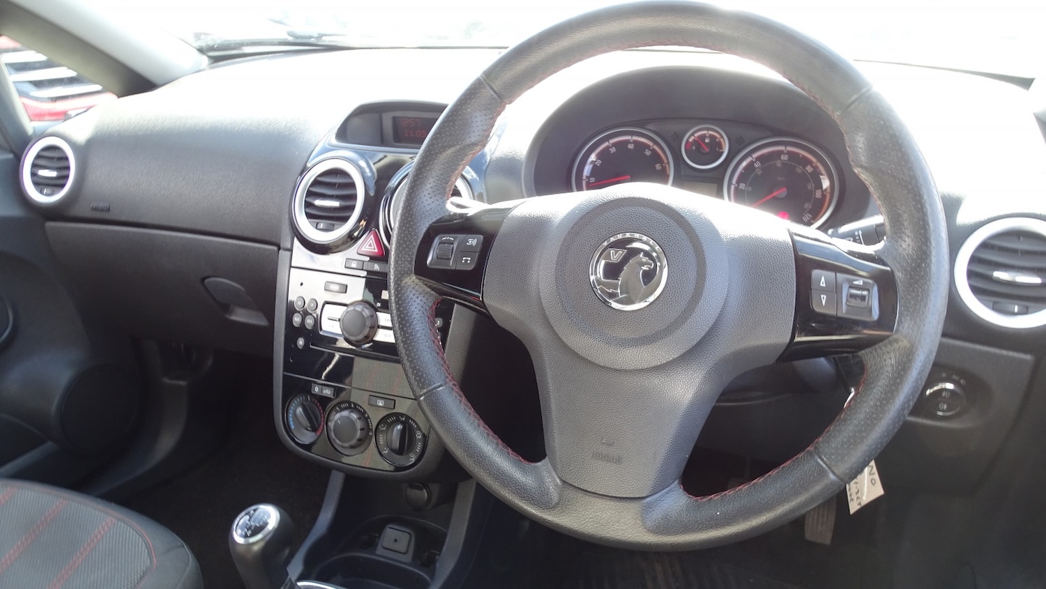 Used Vauxhall Corsa 2012 for sale - 77837019: Photo 19