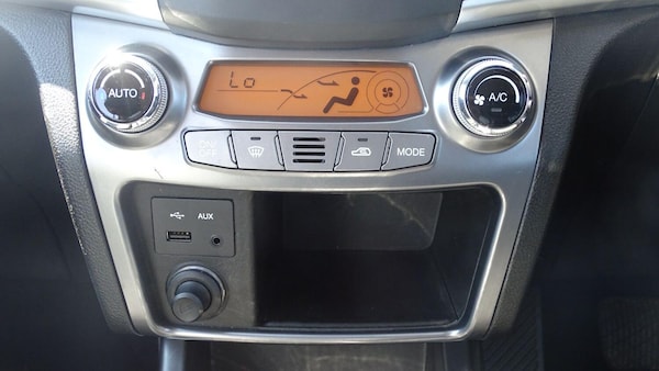 Used Ssangyong Korando 2014 for sale - 75231415: Photo 41