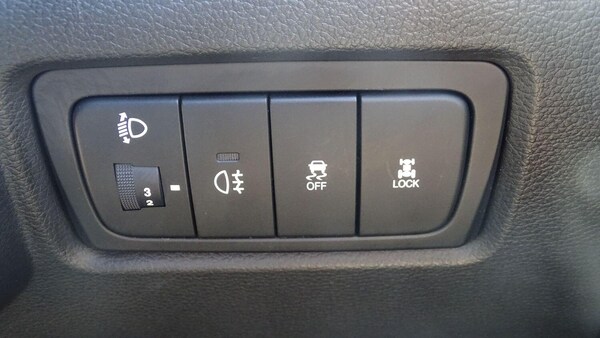 Used Ssangyong Korando 2014 for sale - 75231415: Photo 47