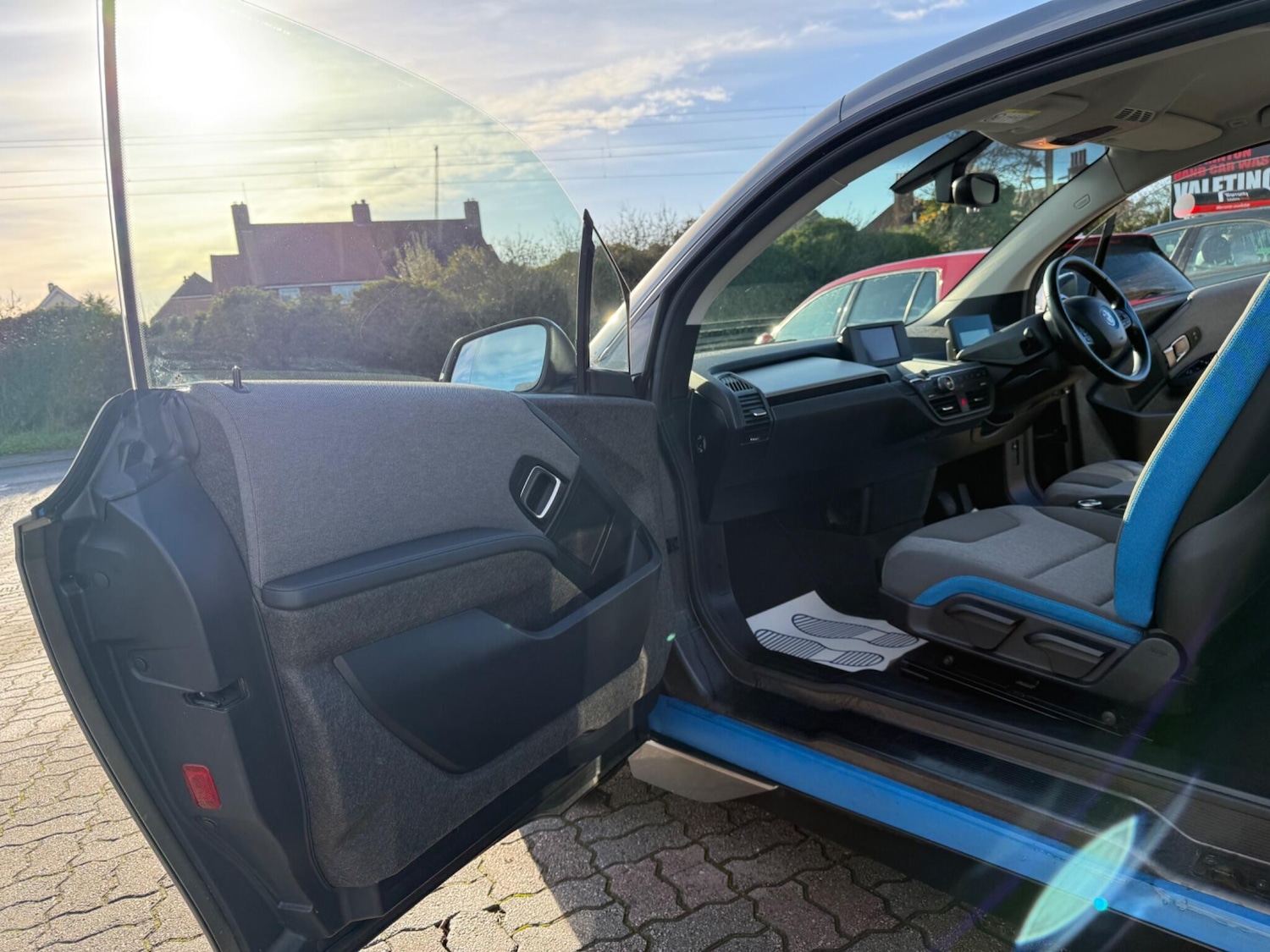 Used BMW i3 2017 for sale - 76832854: Photo 31