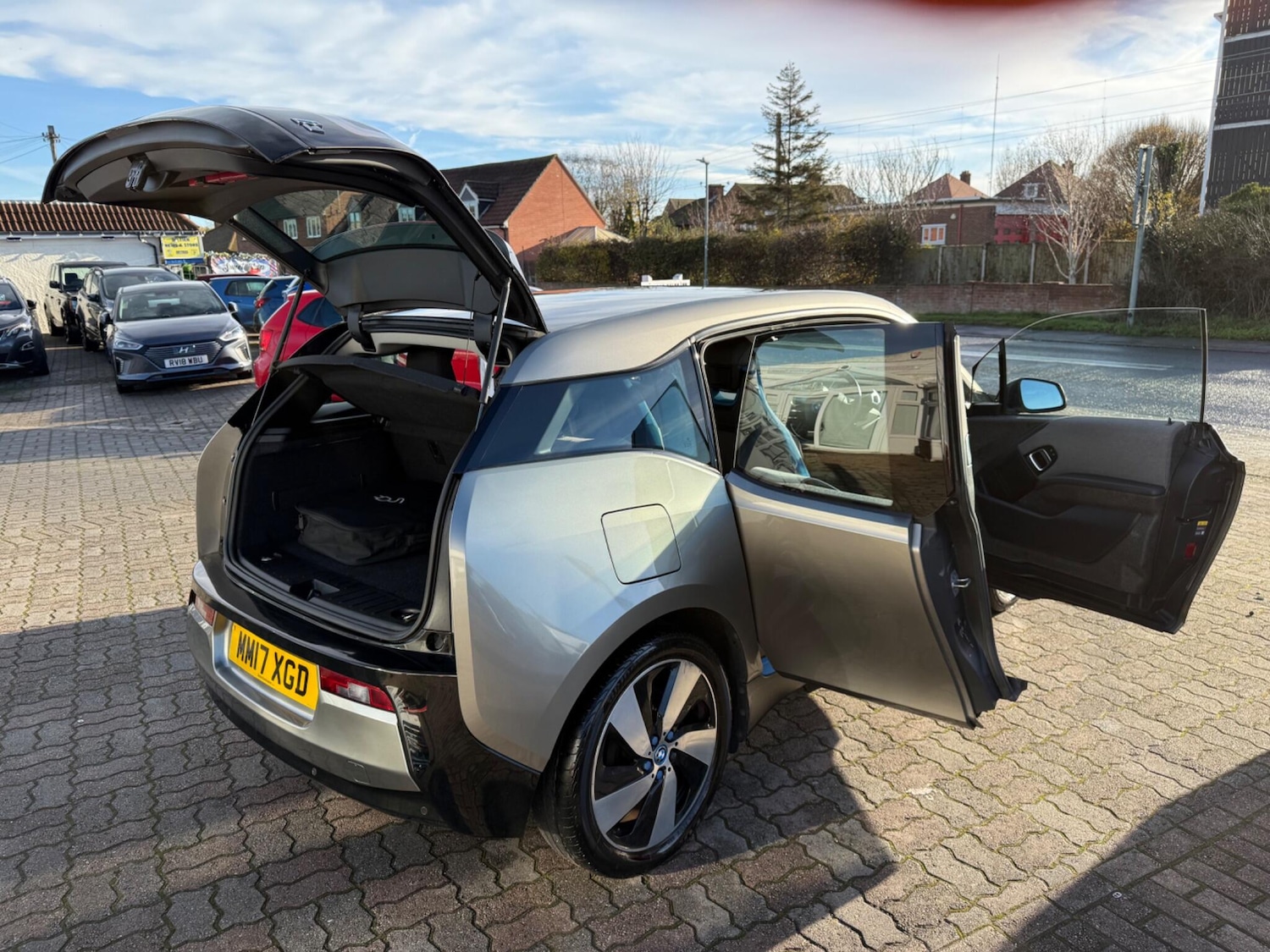 Used BMW i3 2017 for sale - 76832854: Photo 40