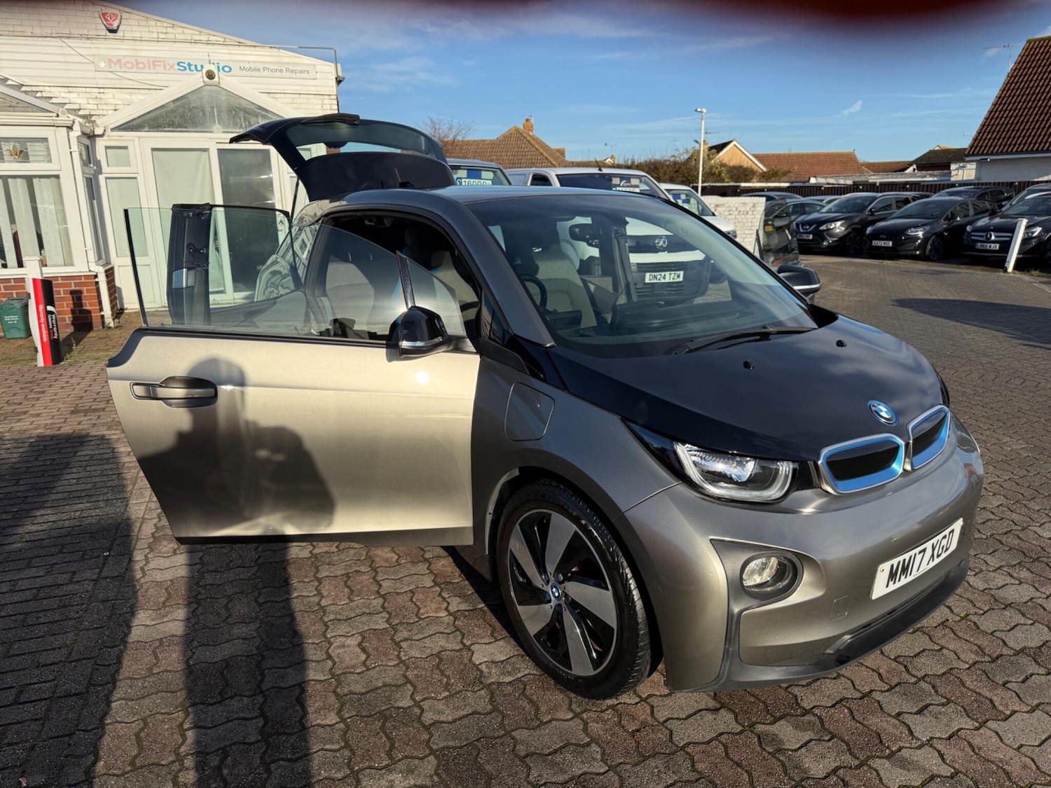 Used BMW i3 2017 for sale - 76832854: Photo 42