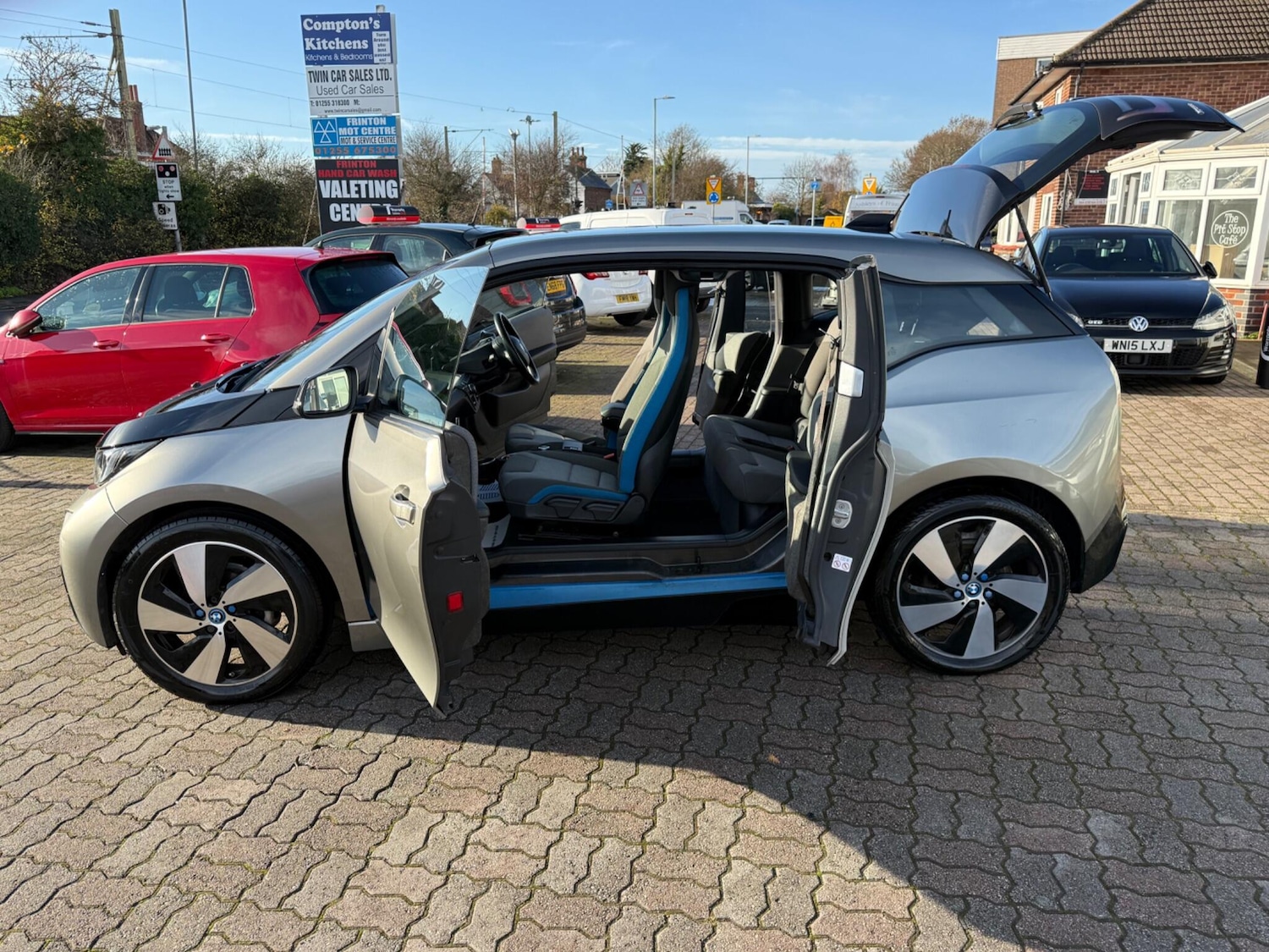 Used BMW i3 2017 for sale - 76832854: Photo 45