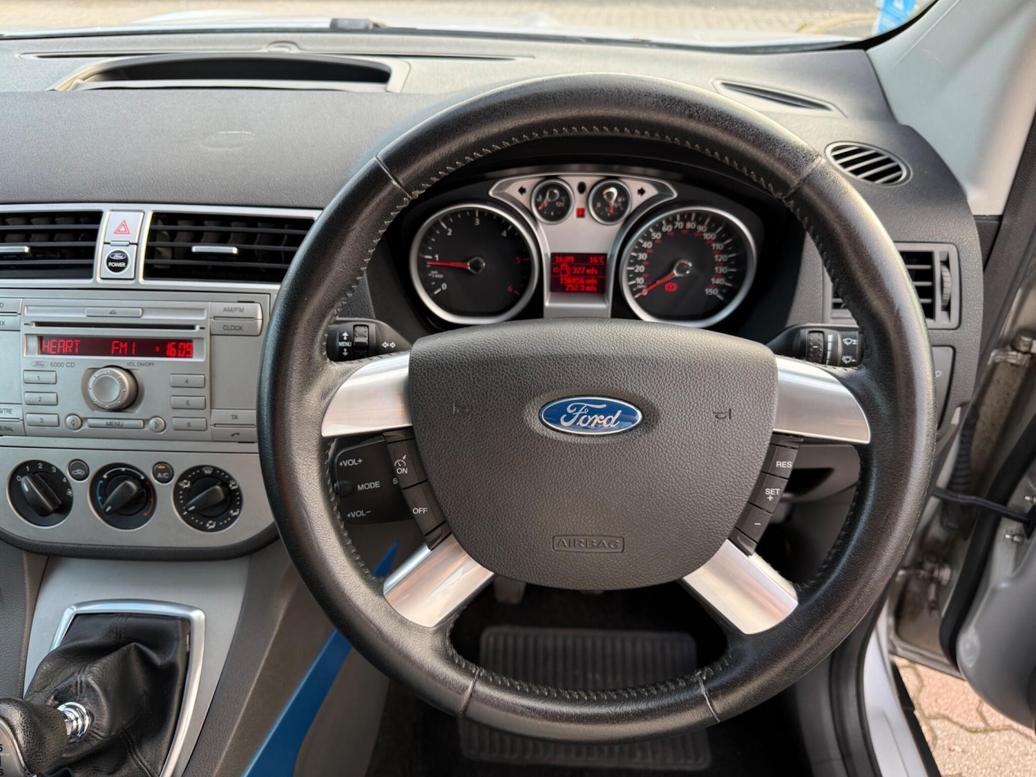 Used Ford Kuga 2008 for sale - 76227909: Photo 16