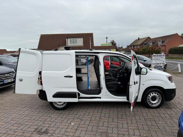 Used Vauxhall Combo 2019 for sale - 76158452: Photo 37