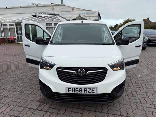 Used Vauxhall Combo 2019 for sale - 76158452: Photo 39
