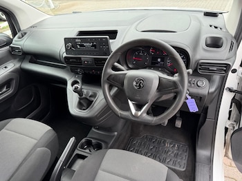 Used Vauxhall Combo 2019 for sale - 76158452: Photo 3