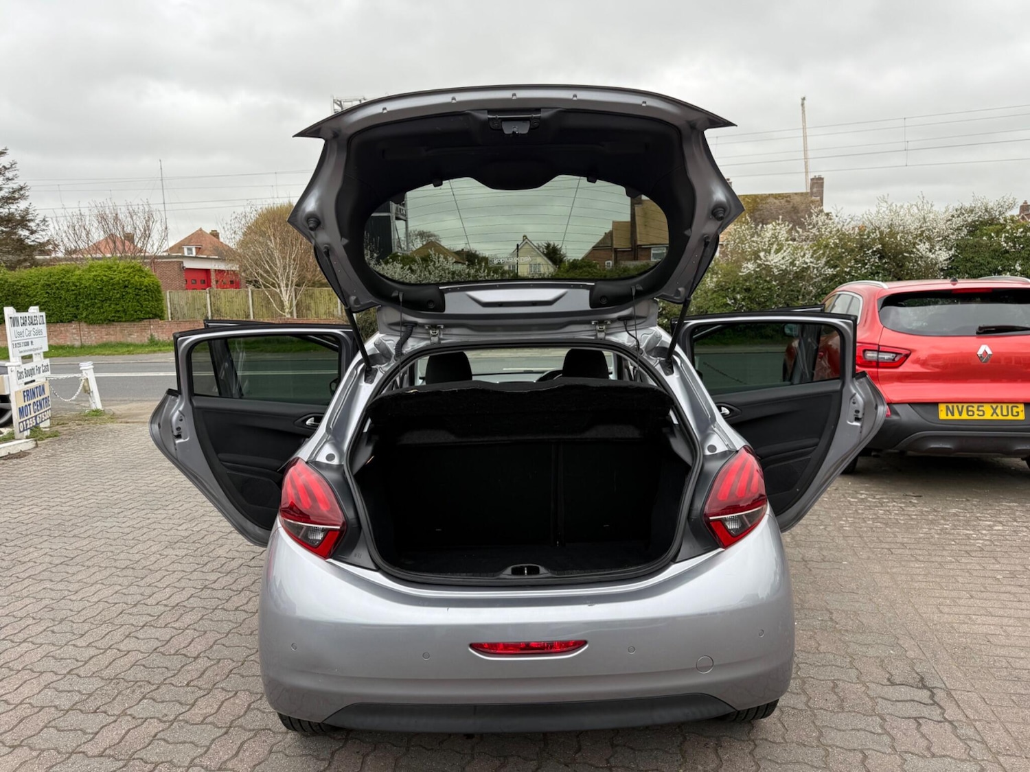 Used Peugeot 208 for sale - 78135664: Photo 38