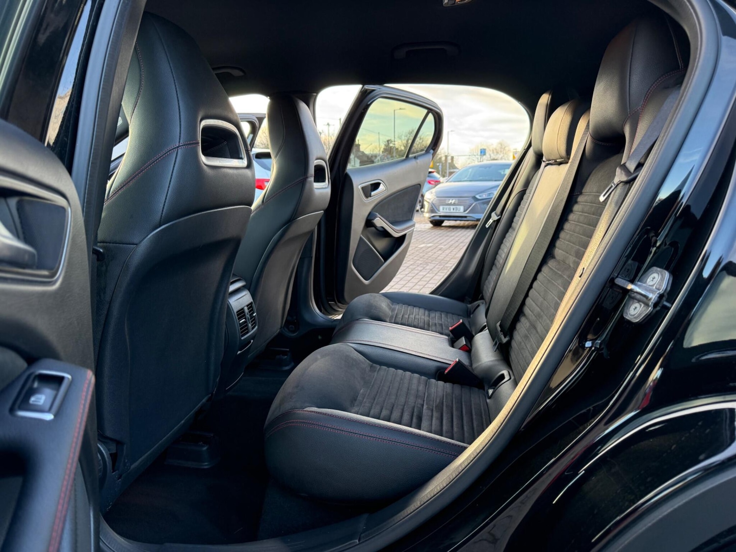 Used Mercedes-Benz GLA 2019 for sale - 77306158: Photo 31