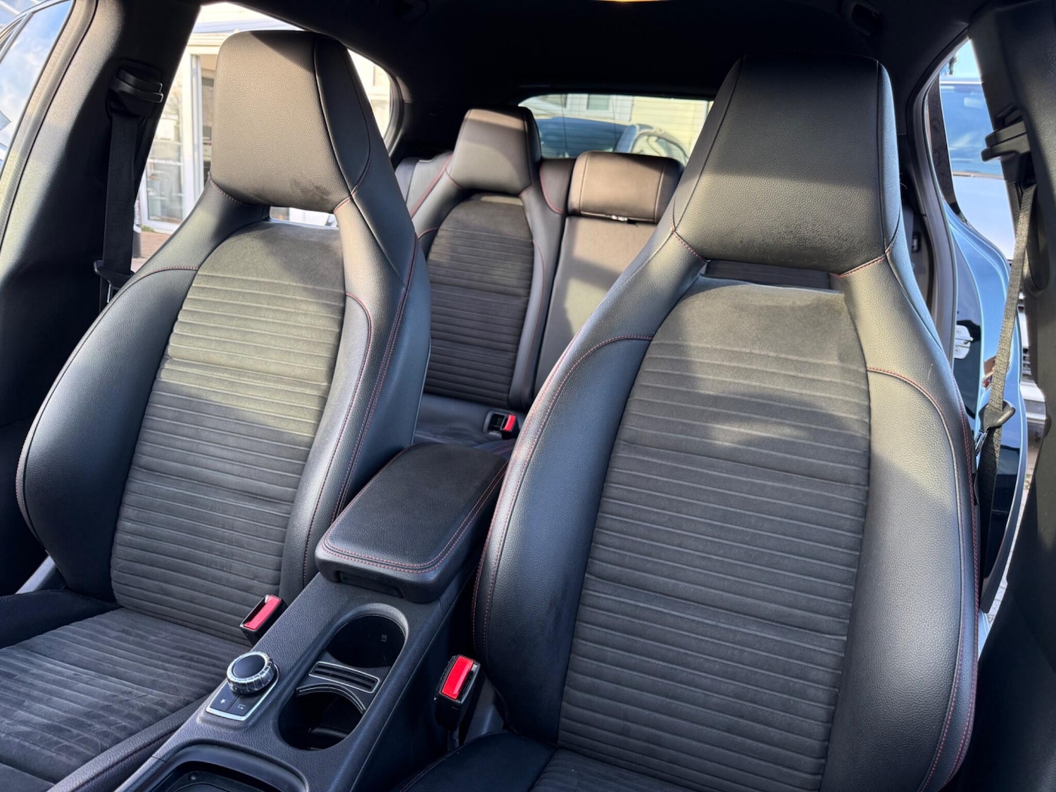 Used Mercedes-Benz GLA 2019 for sale - 77306158: Photo 39