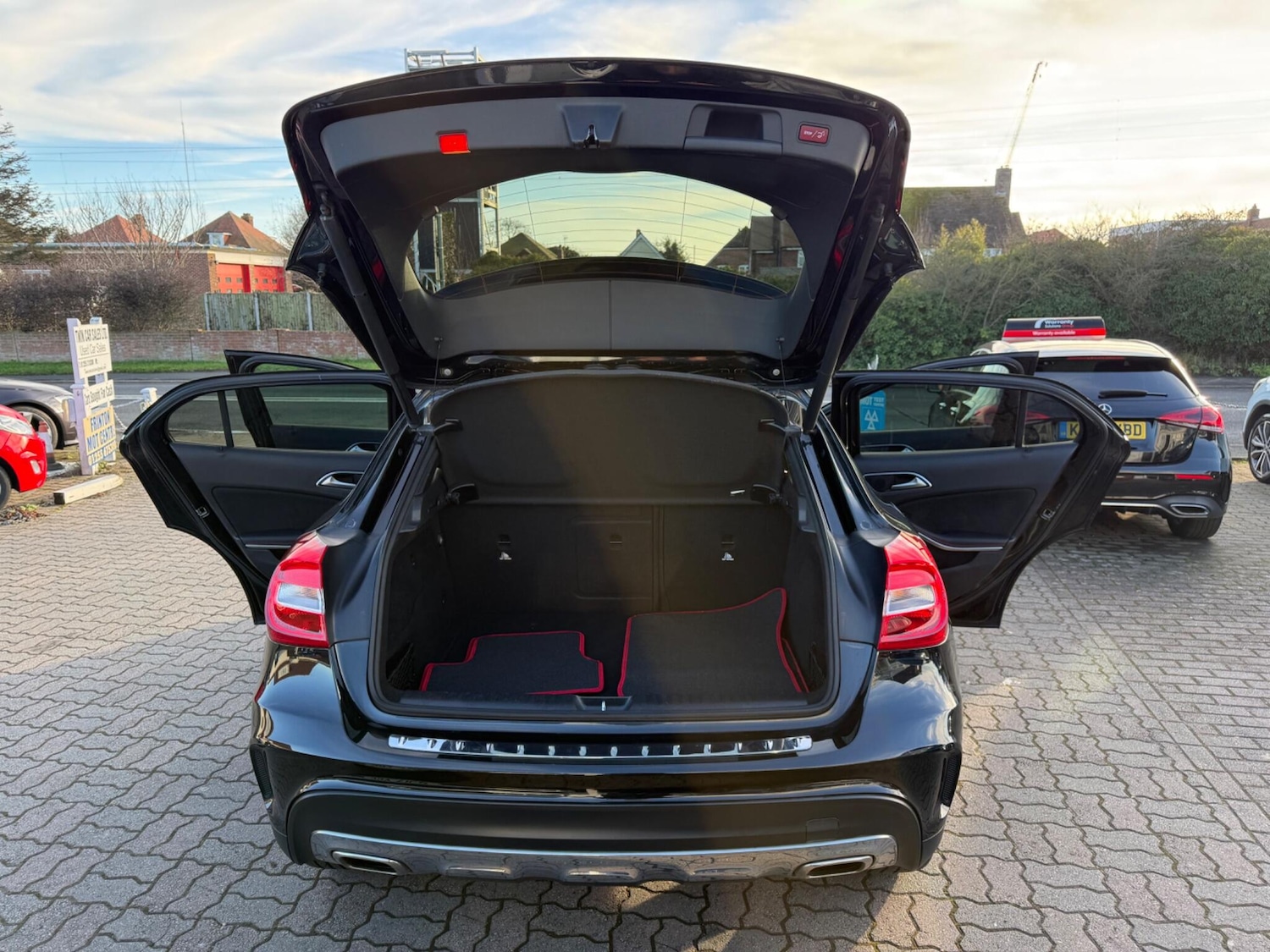 Used Mercedes-Benz GLA 2019 for sale - 77306158: Photo 42