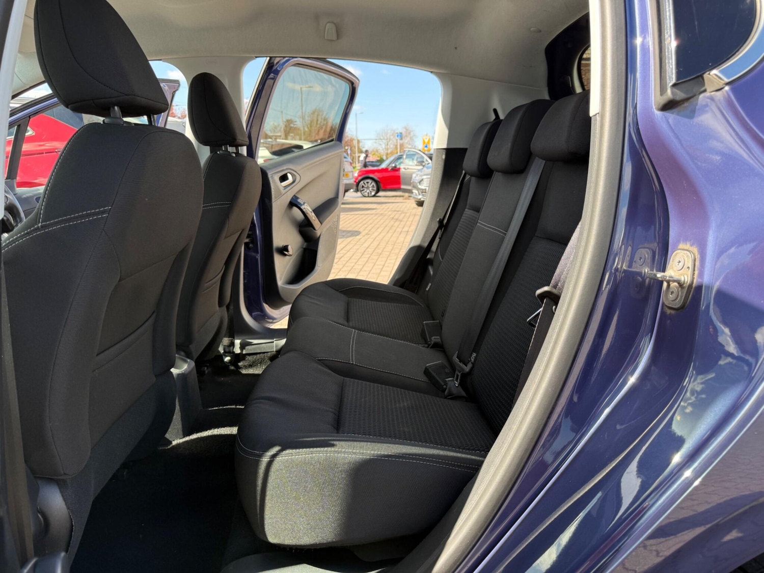 Used Peugeot 208 2016 for sale - 78058413: Photo 28