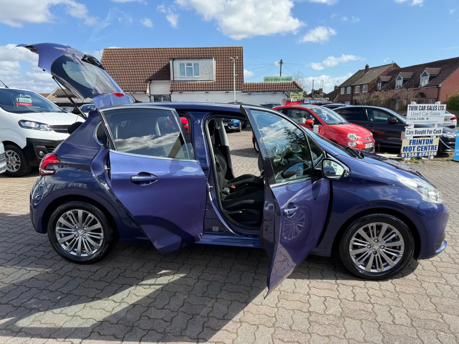 Used Peugeot 208 2016 for sale - 78058413: Photo 40