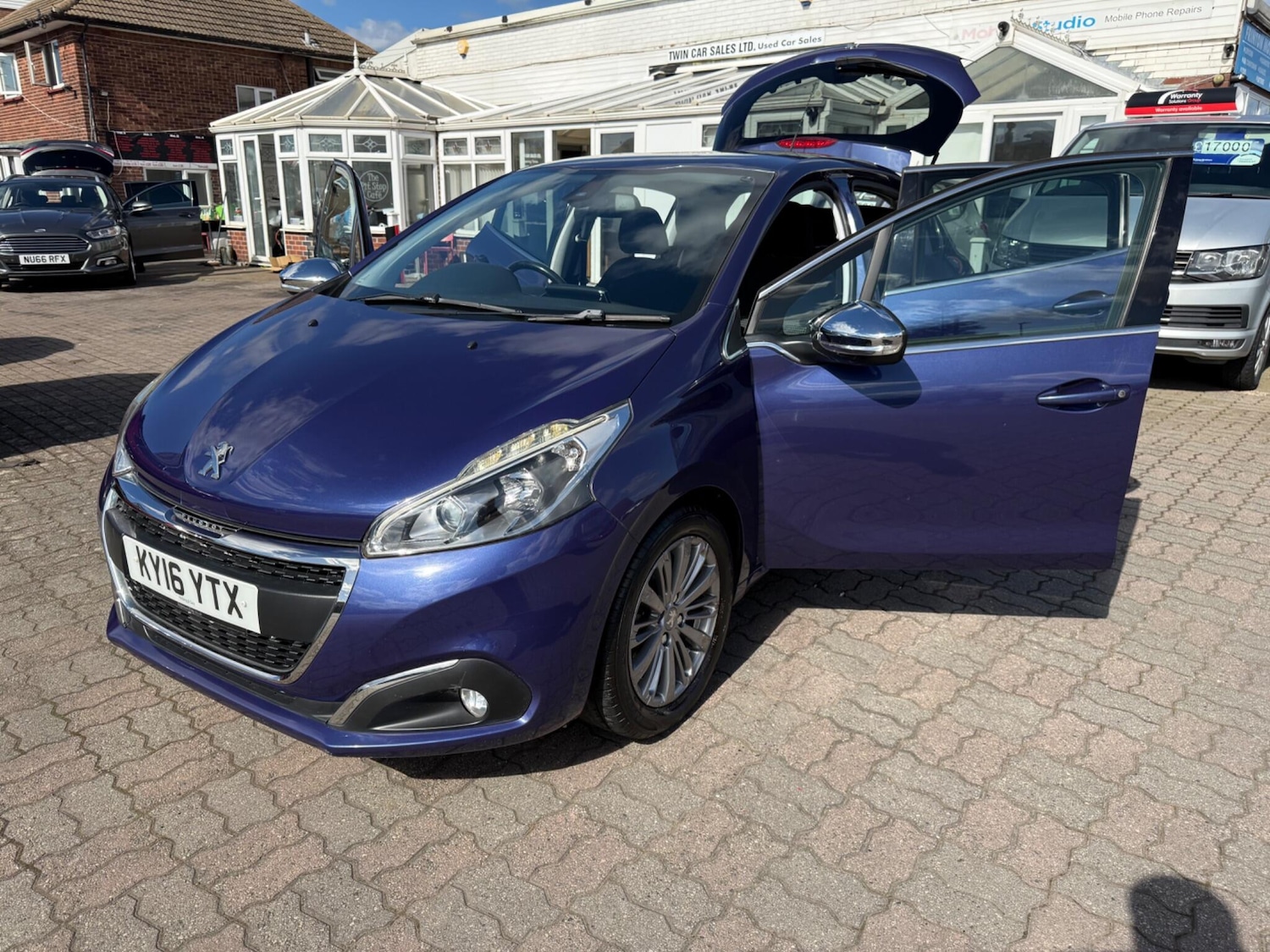 Used Peugeot 208 2016 for sale - 78058413: Photo 43