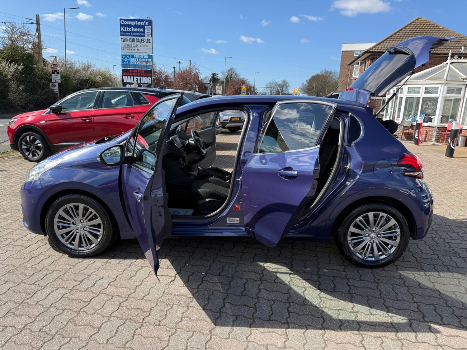 Used Peugeot 208 2016 for sale - 78058413: Photo 44