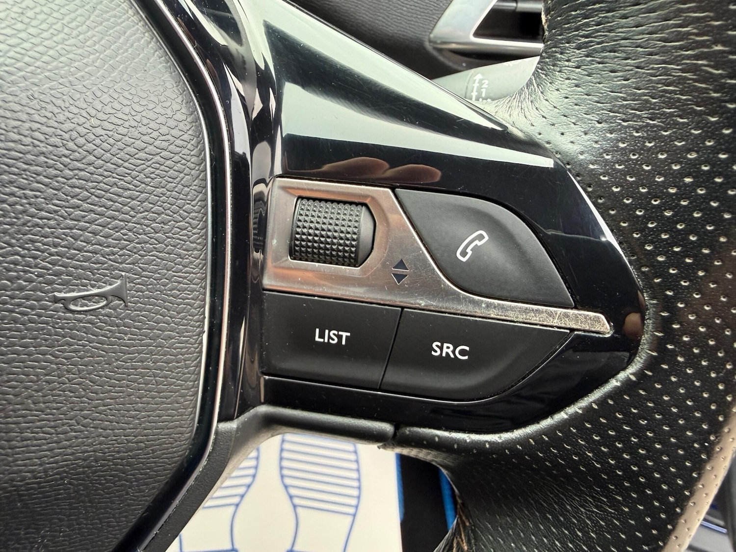 Used Peugeot 3008 2018 for sale - 77549345: Photo 13