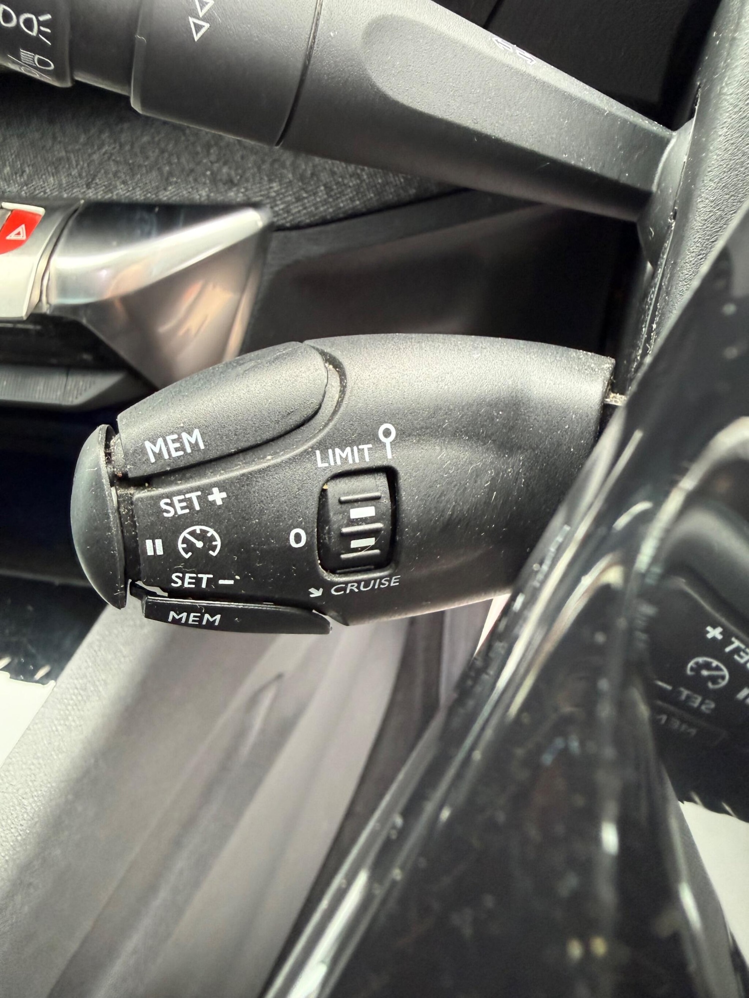 Used Peugeot 3008 2018 for sale - 77549345: Photo 16