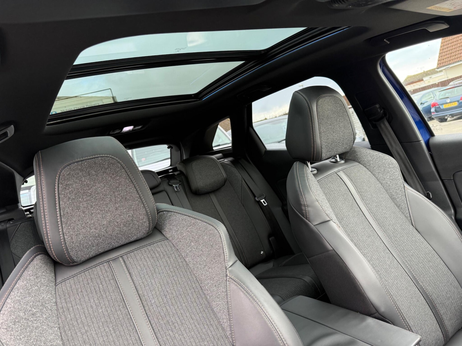 Used Peugeot 3008 2018 for sale - 77549345: Photo 25