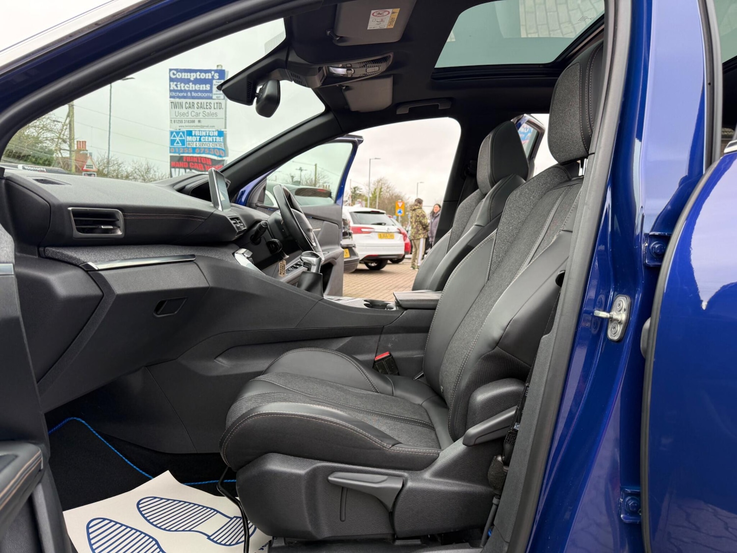 Used Peugeot 3008 2018 for sale - 77549345: Photo 38