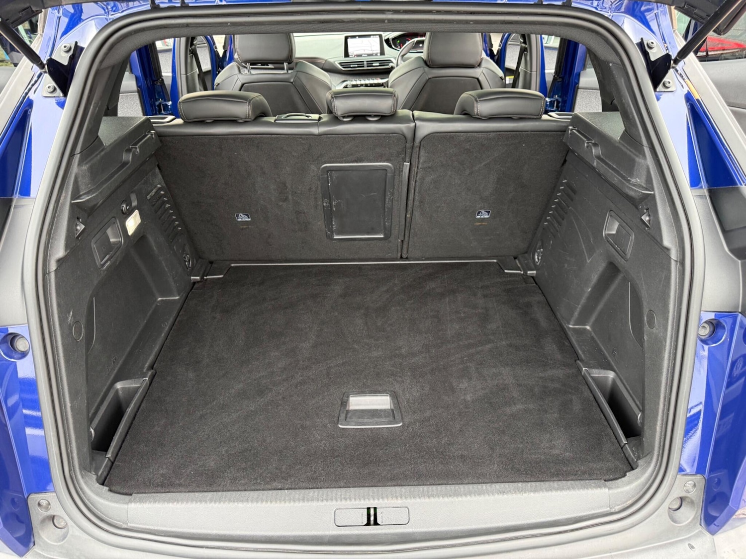 Used Peugeot 3008 2018 for sale - 77549345: Photo 42