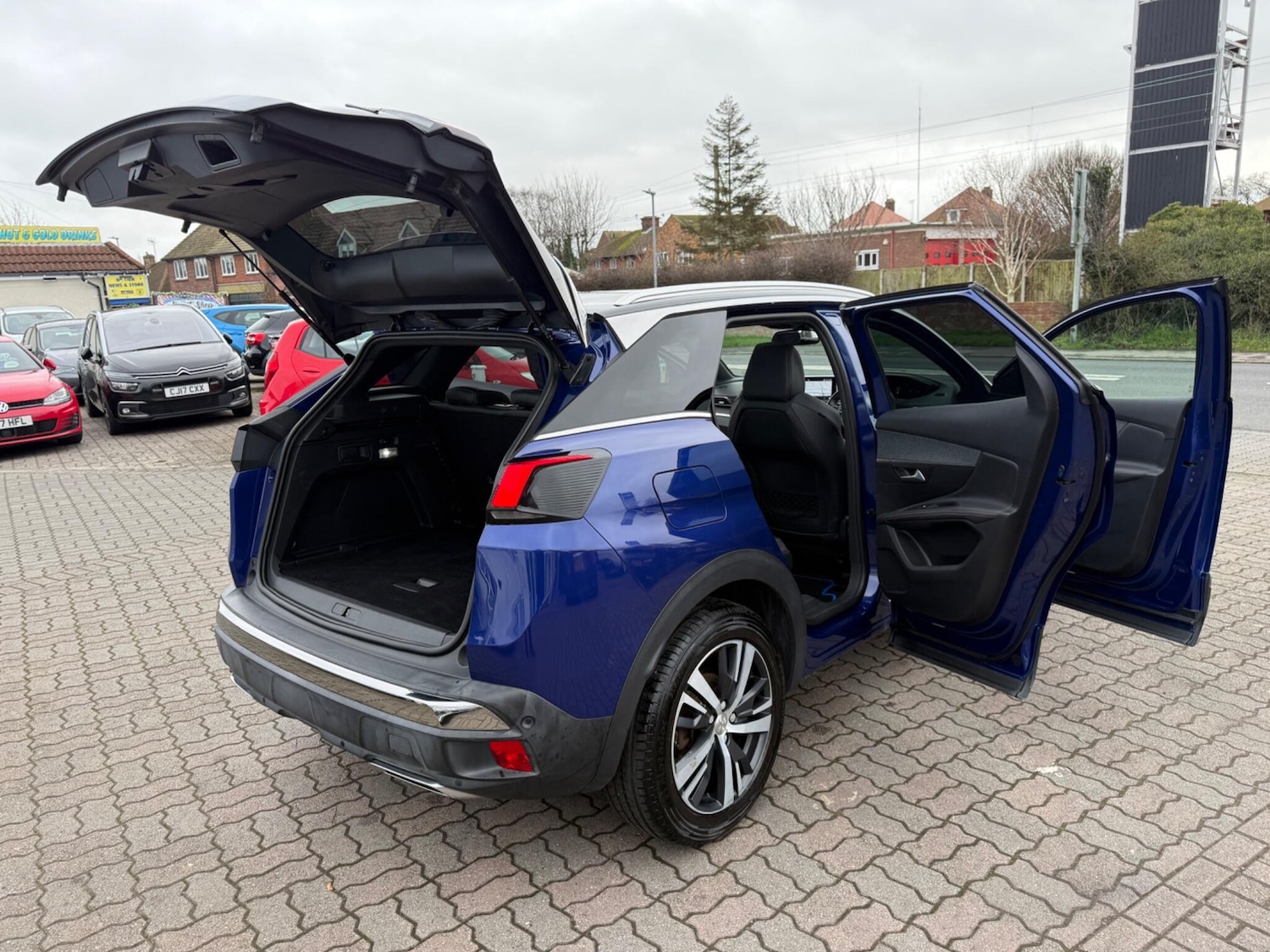 Used Peugeot 3008 2018 for sale - 77549345: Photo 44