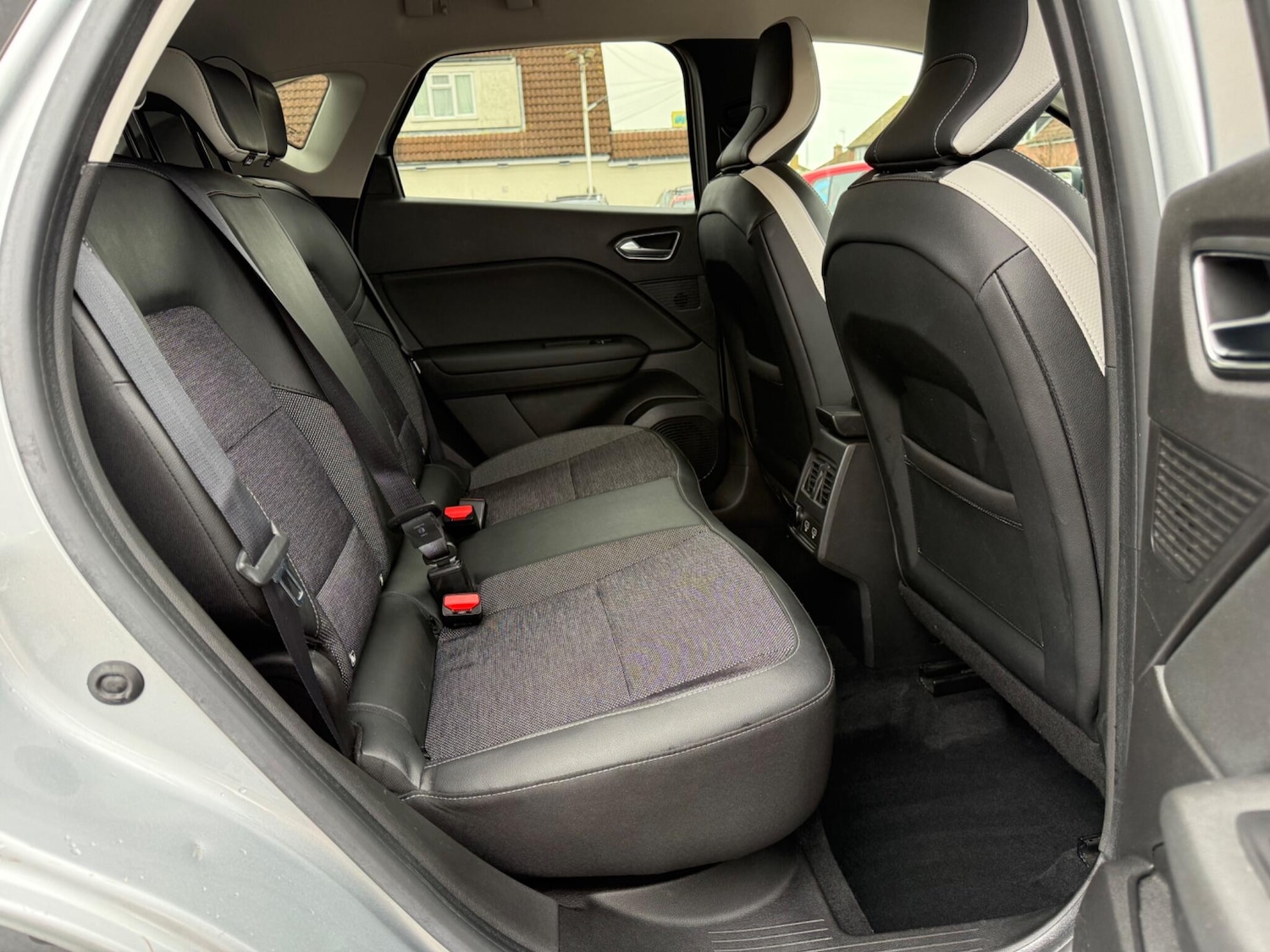 Used Renault Captur 2020 for sale - 77695486: Photo 28