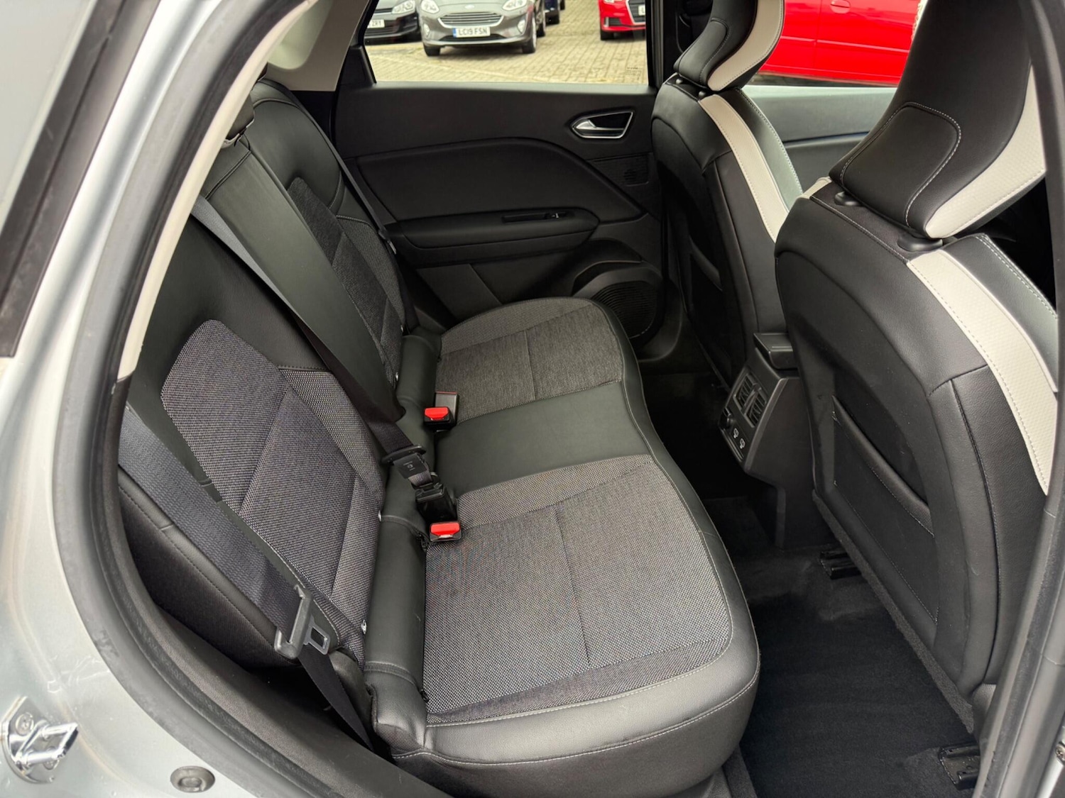 Used Renault Captur 2020 for sale - 77695486: Photo 29