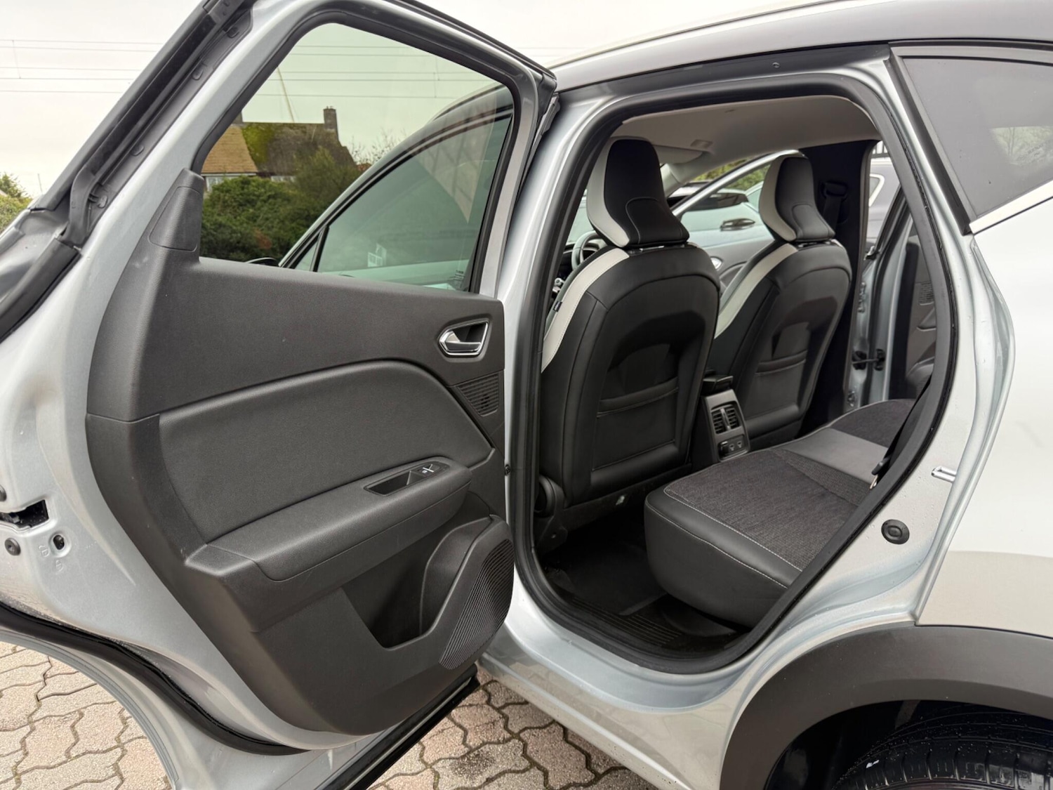 Used Renault Captur 2020 for sale - 77695486: Photo 30