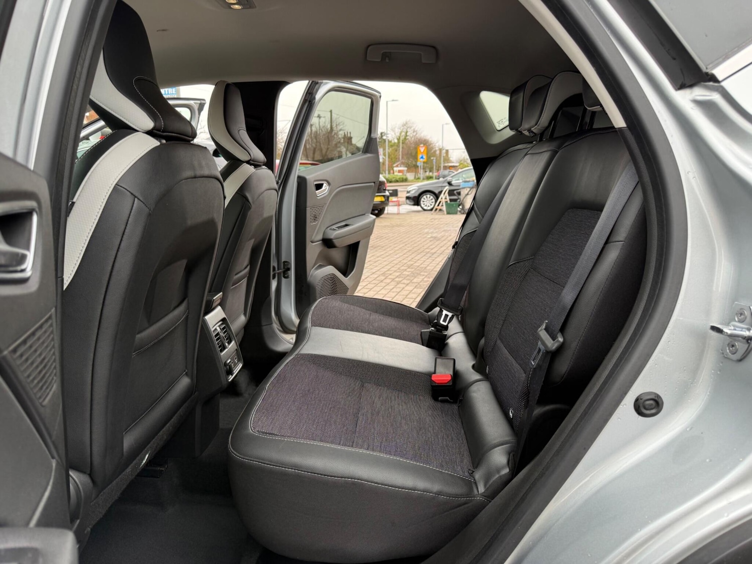 Used Renault Captur 2020 for sale - 77695486: Photo 32