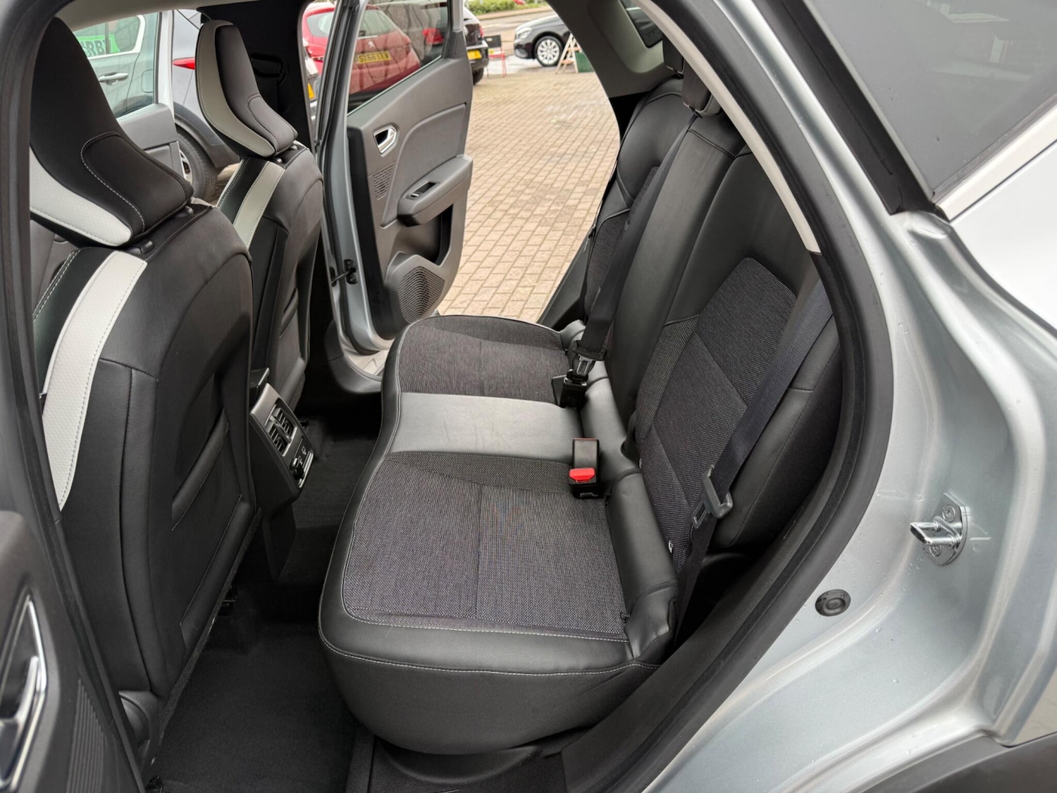 Used Renault Captur 2020 for sale - 77695486: Photo 33