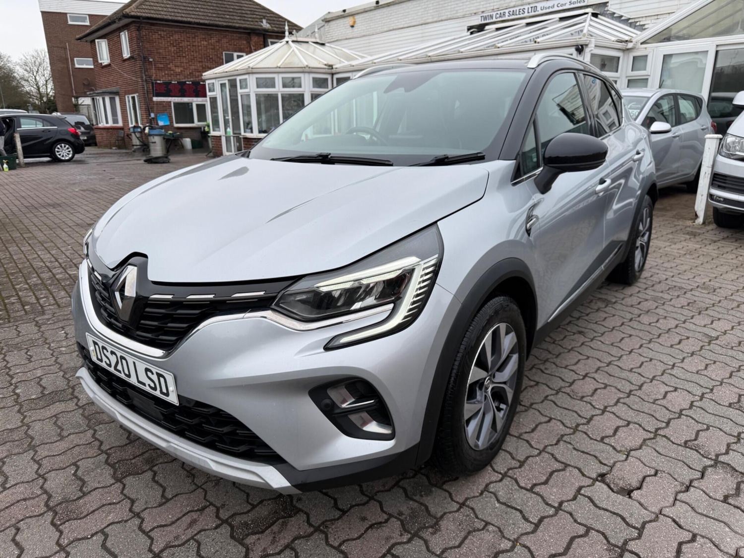 Used Renault Captur 2020 for sale - 77695486: Photo 4