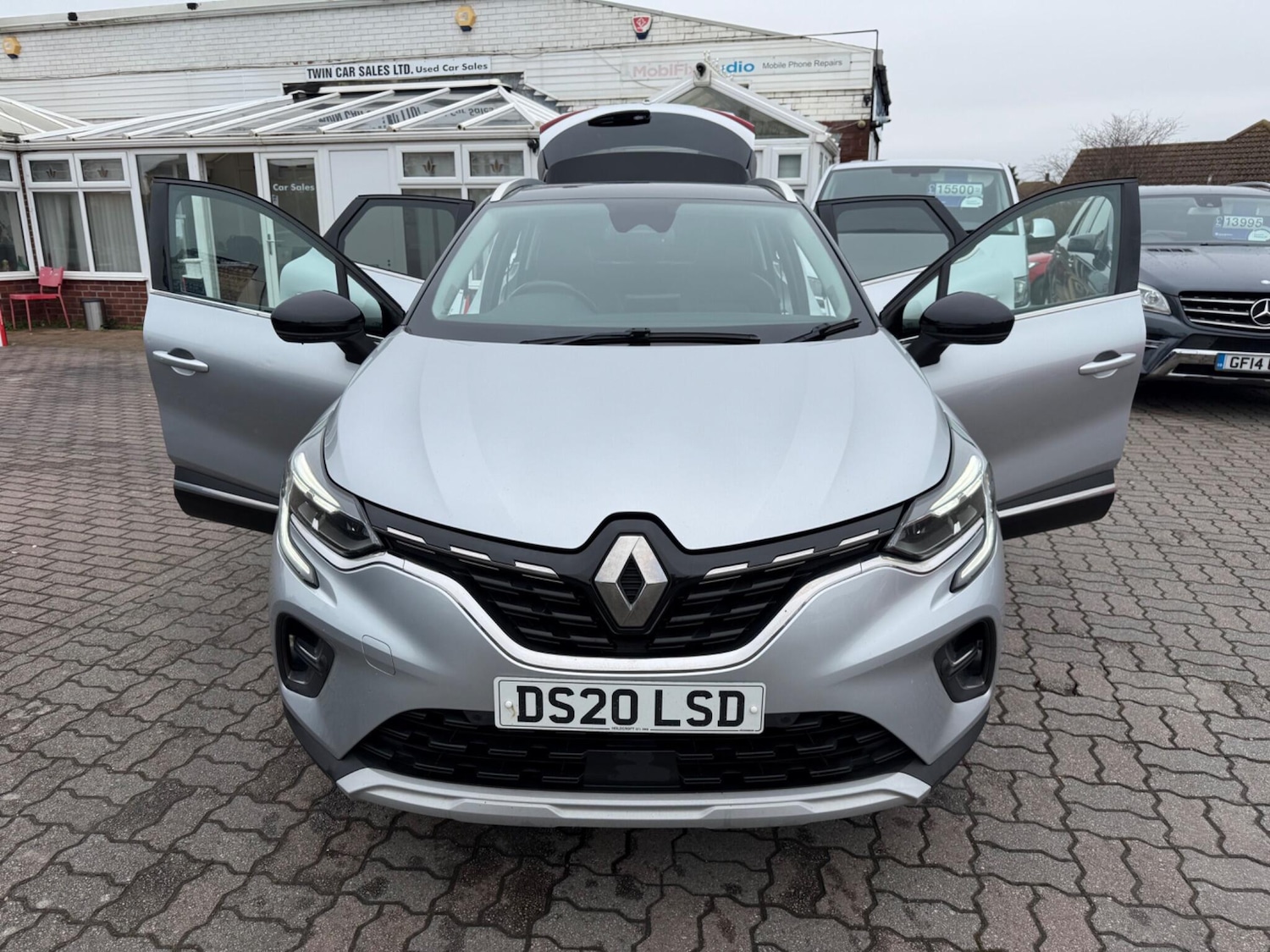 Used Renault Captur 2020 for sale - 77695486: Photo 47