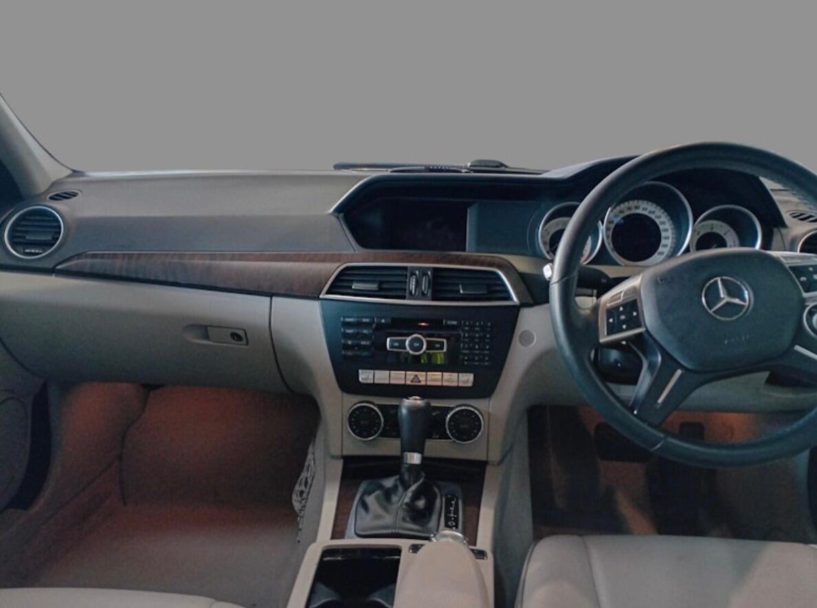 Used Mercedes-Benz C Class 2014 for sale - 77424794: Photo 3