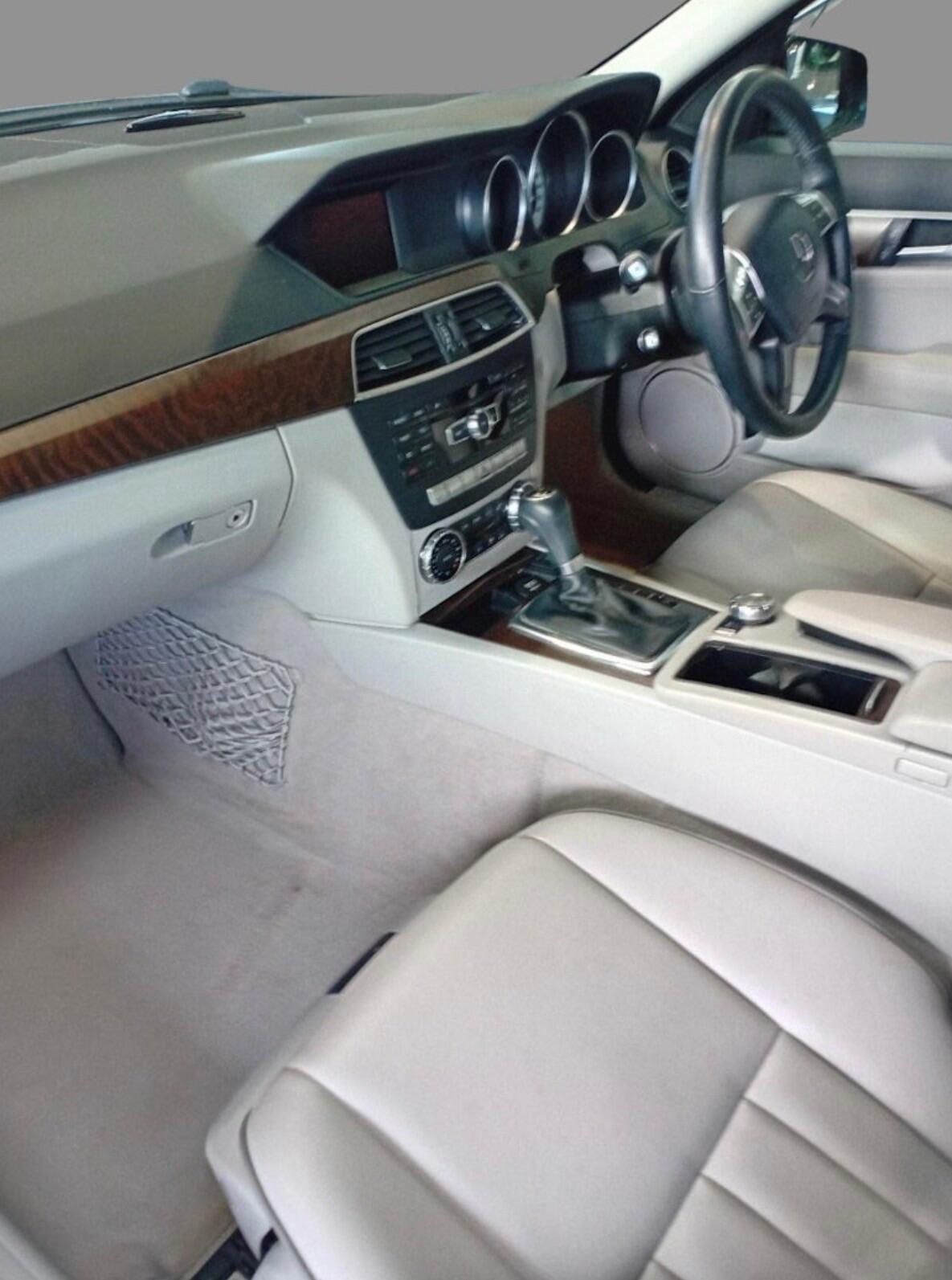 Used Mercedes-Benz C Class 2014 for sale - 77424794: Photo 8