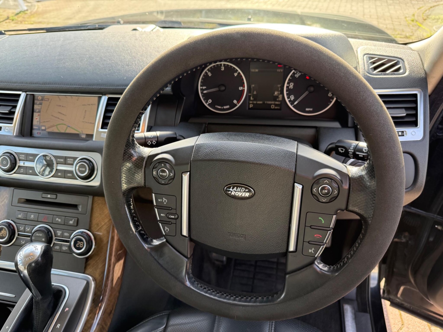 Used Land Rover Range Rover Sport 2009 for sale - 76399025: Photo 17