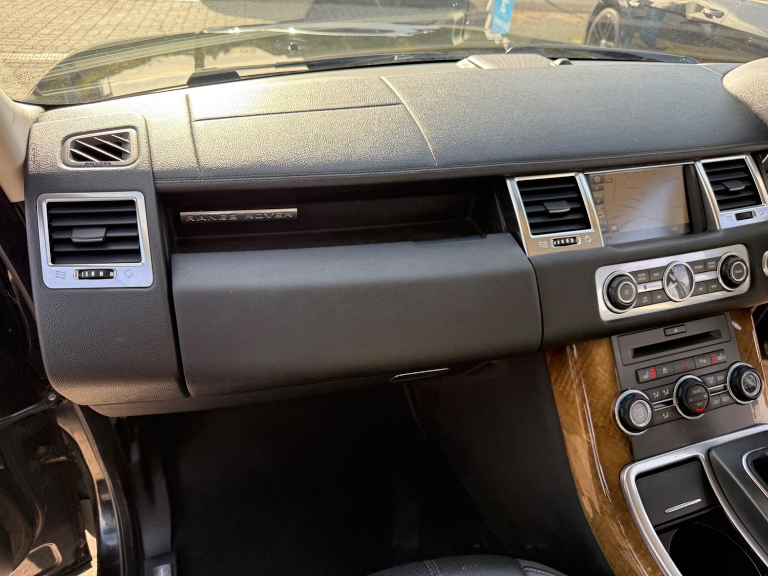 Used Land Rover Range Rover Sport 2009 for sale - 76399025: Photo 40