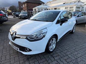 Used Renault Clio 2015 for sale - 77510344: Photo