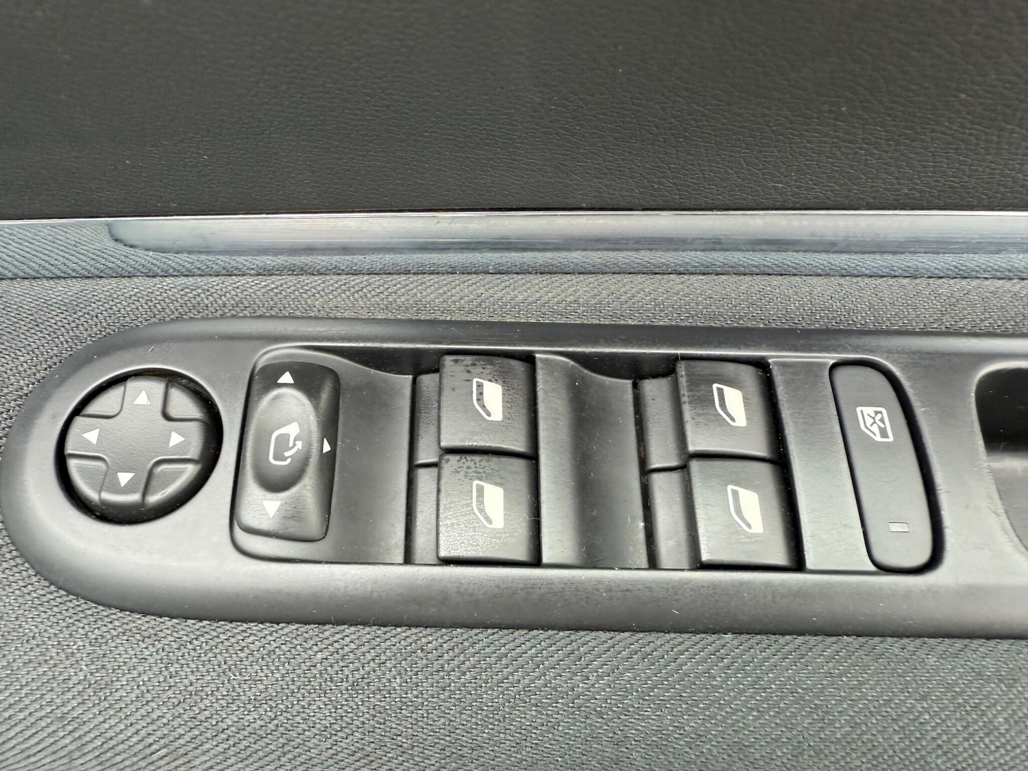 Used Peugeot 3008 2016 for sale - 76498679: Photo 11