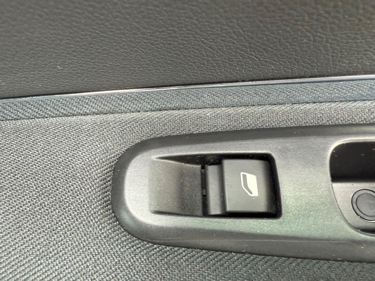 Used Peugeot 3008 2016 for sale - 76498679: Photo 23