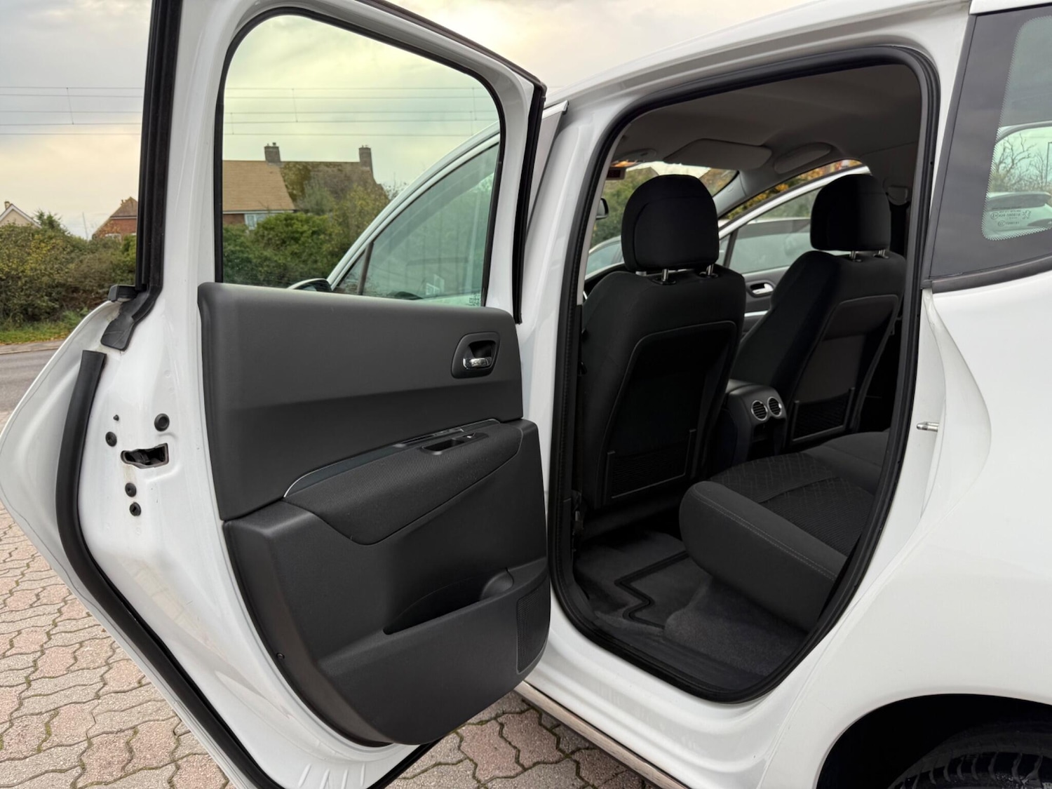 Used Peugeot 3008 2016 for sale - 76498679: Photo 26