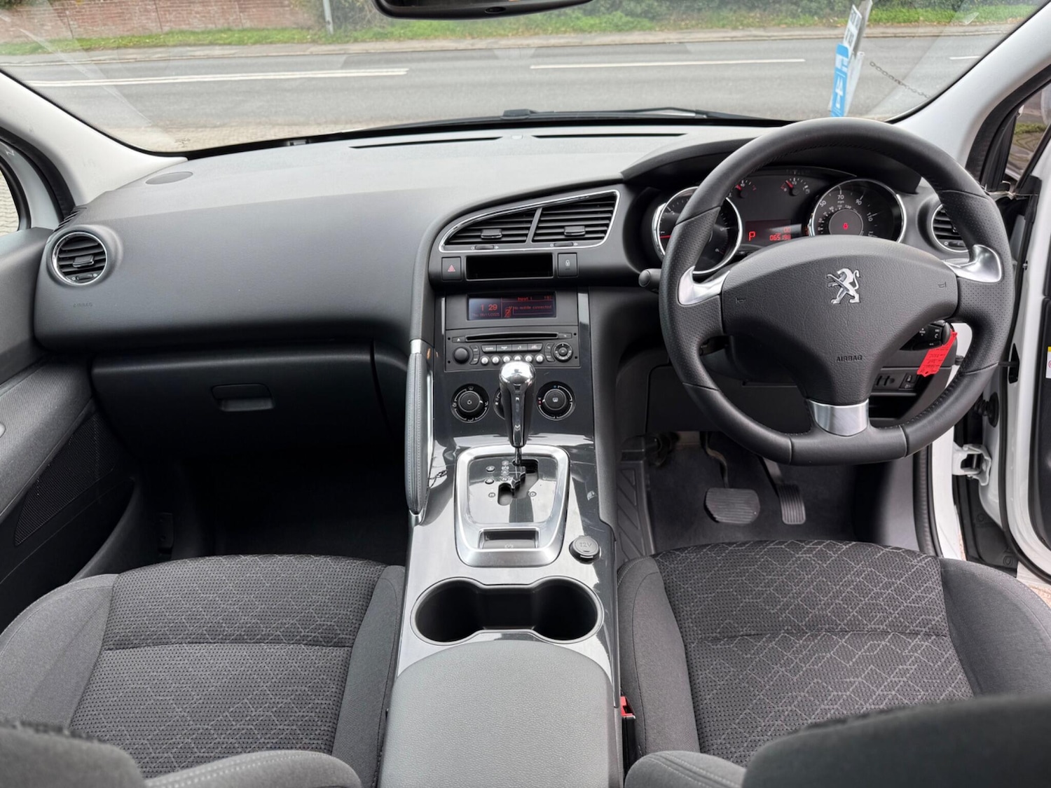 Used Peugeot 3008 2016 for sale - 76498679: Photo 3